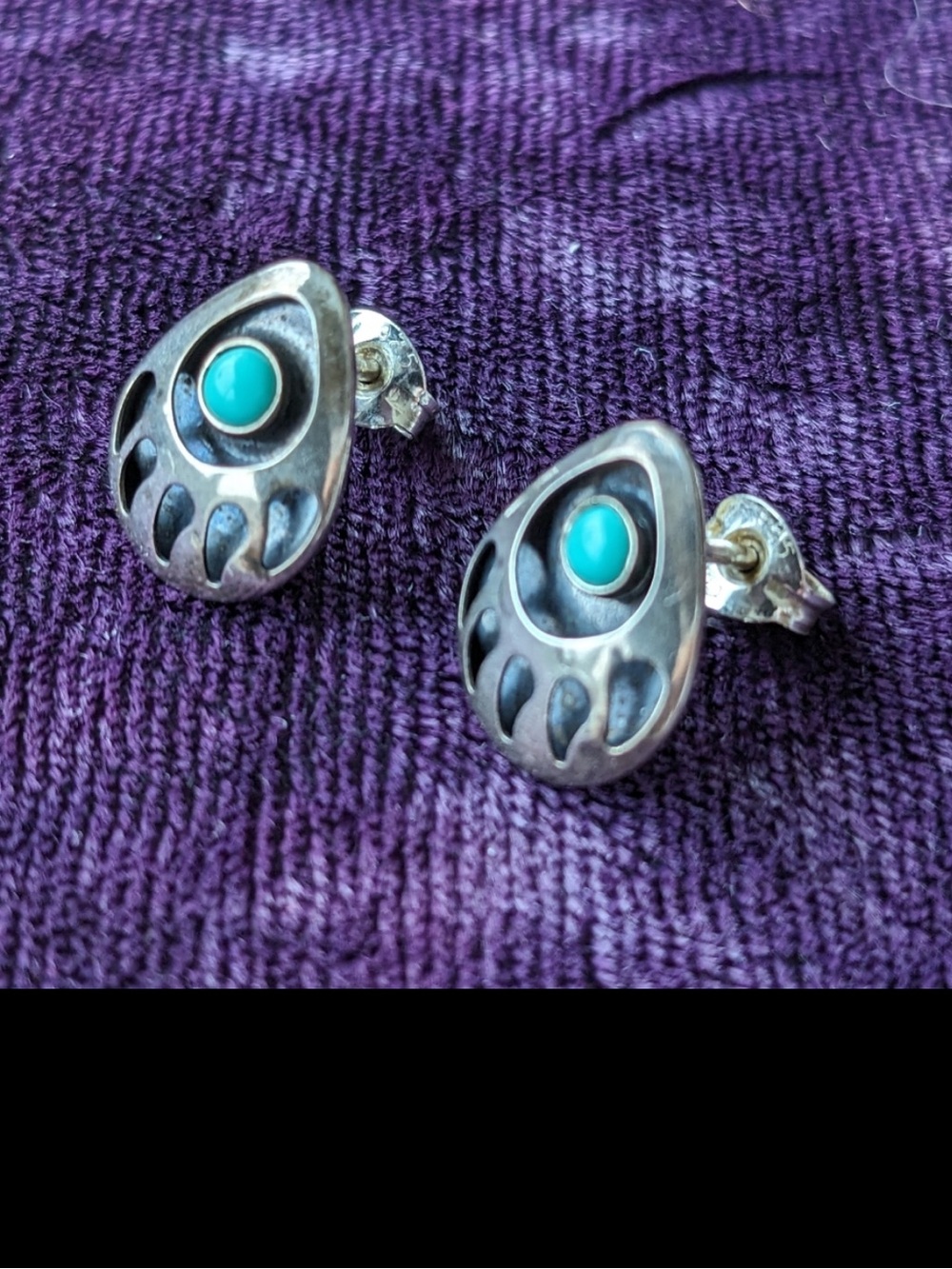 Vintage 925 sterling silver Navajo Bear Paws shadow box earrings